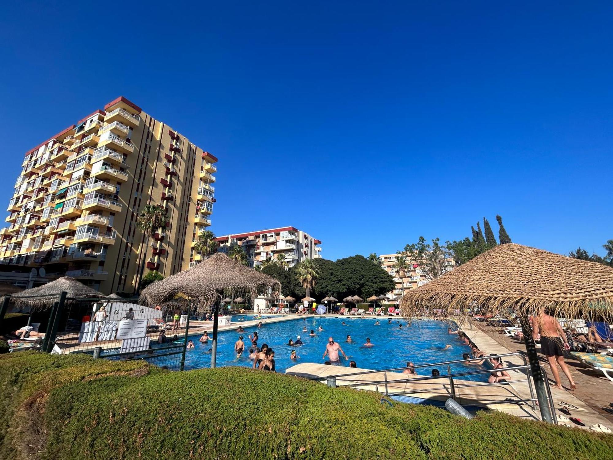 Acogedor Apartamento En Benalmadena Vistas Exterior foto